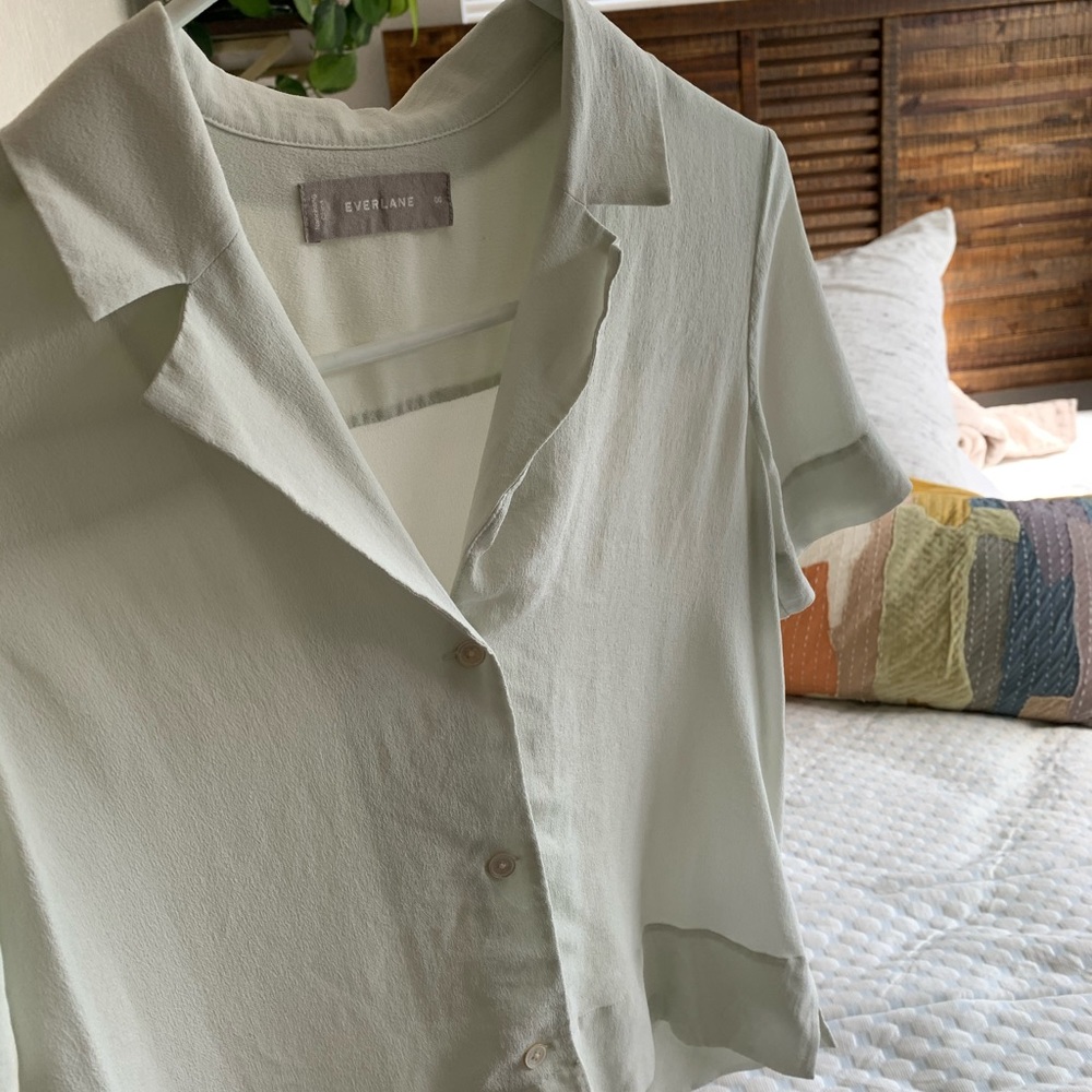 Everlane The Clean Silk Short-Sleeve Shirt in Mint